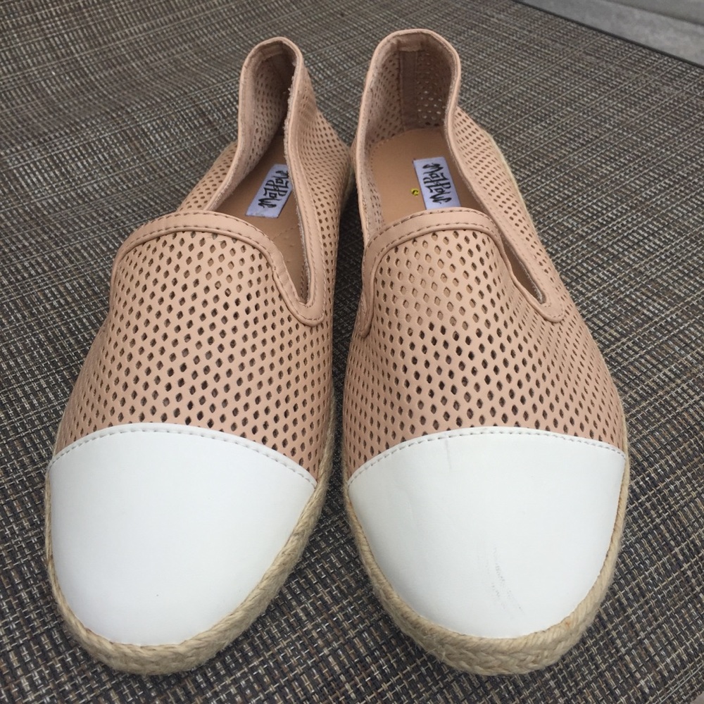 NWOT MadLove Flats. size 11